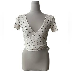 Brandy Melville Floral Wrapped Crop Top